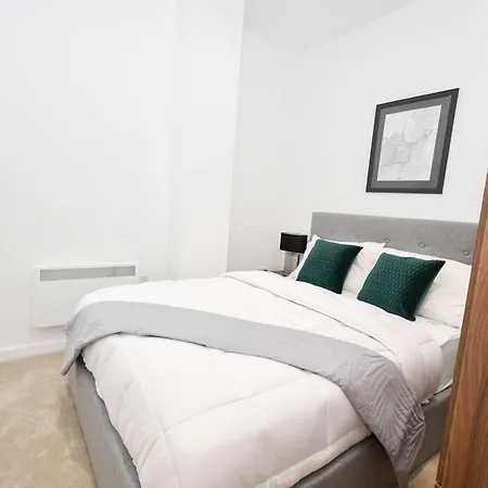 Spacious 2bed Close To Etihad *
