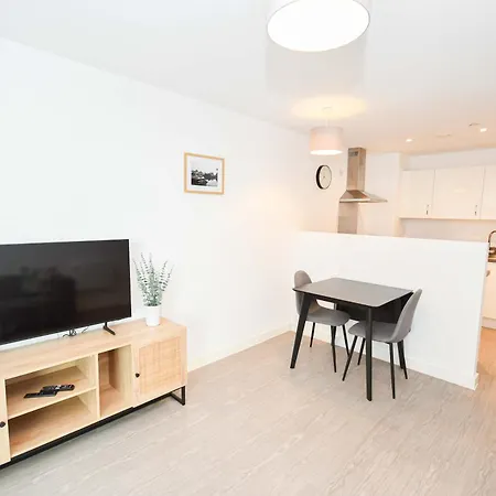Spacious & Contemporary 1bed