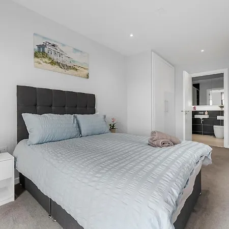 Modern Stylish Manchester