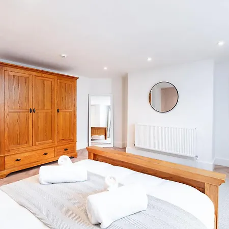 2 Bedroom, 2 Bathroom Apartment, Close To Mcr Centre Appartement *