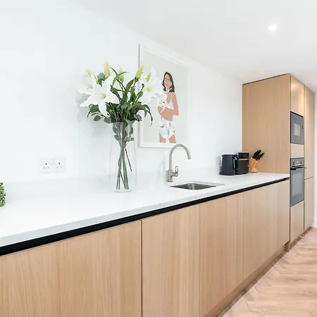 2 Bedroom, 2 Bathroom Apartment, Close To Mcr Centre Appartement