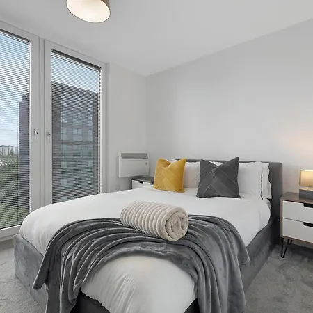 Apartment New 2br In Kinetic, Talbot Road Manchester