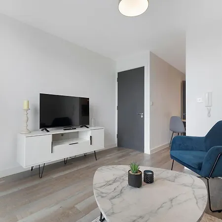 New 2br In Kinetic, Talbot Road Apartment Manchester
