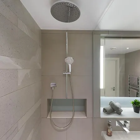 Stylish In Citysuites