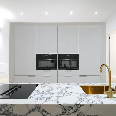 Blanco At The Heim Residences Daire