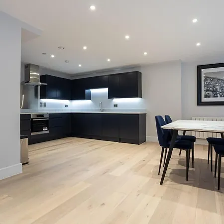 Spacious 2 Bedroom Centre * Manchester