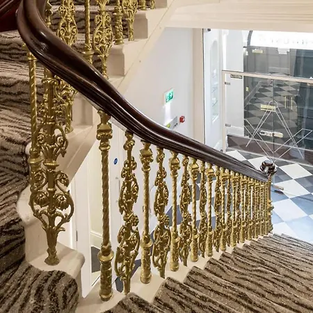 Unique Centre Luxury Three Bed 別荘 *