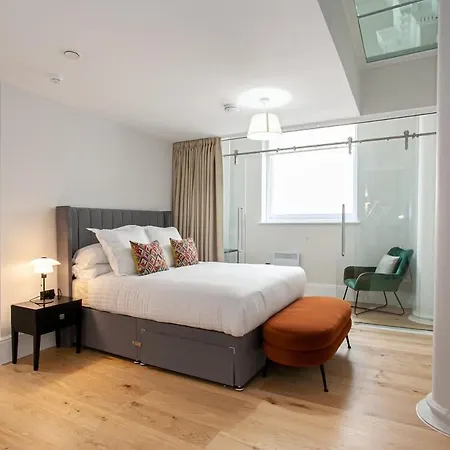 Unique Centre Luxury Three Bed Manchester