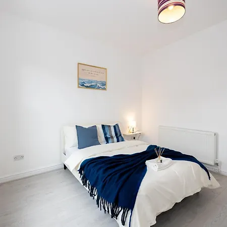 Cozy And Spacious Rest Work And Retreat In Nyaraló Manchester