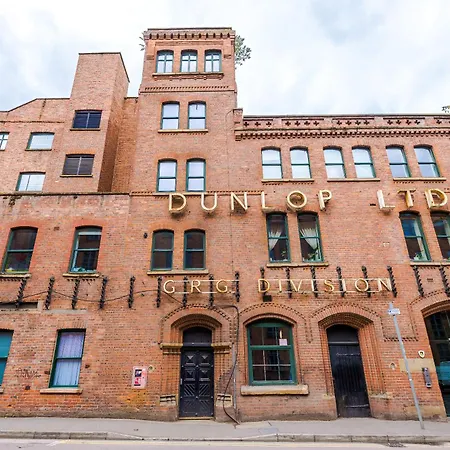 Converted Mill, Stylish In Castlefield *