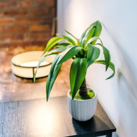Converted Mill, Stylish In Castlefield 아파트