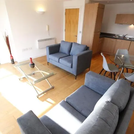 Апартаменты 2 Bedroom Centre Dec