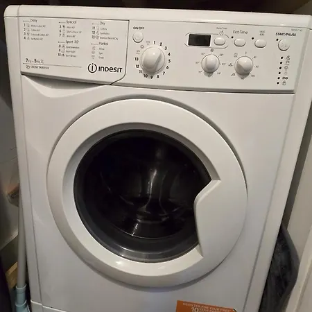 Elegant 2bd & 2ba Centre Luxury With View Lejlighed *