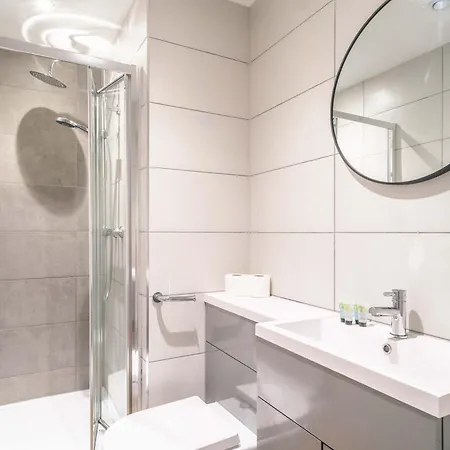 Stunning 2bed Flat In Location W Security *