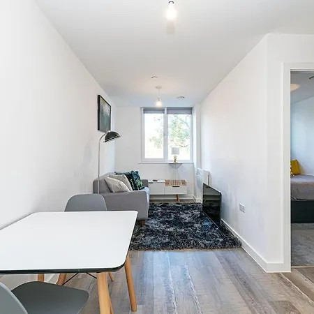 Kinetic By Guestz Apartament