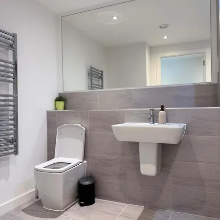 Modern & Stylish 1-bed Near Old Trafford And Mánchester