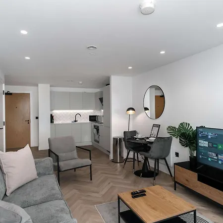 Daire Fabulous 1bed Flat In W Balcony