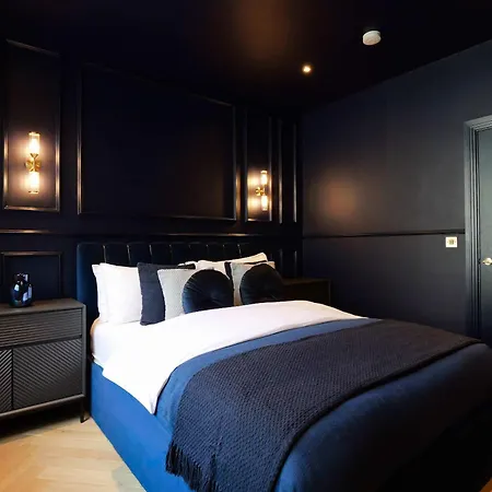 Gatsby At The Heim Lejlighed