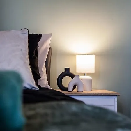 3br House Contractor Hospital Uni * Manchester