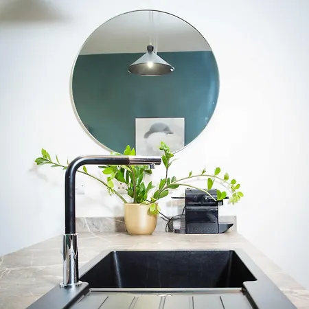 Stylish Grade Ii Listed 1-bed Northern Quarter Mánchester