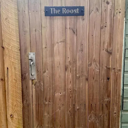Apartament The Roost