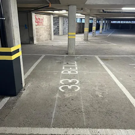 With Free Parking In Greater *