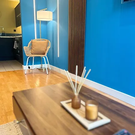 Modern Next To Ao Arena - Parking - Local Attractions *