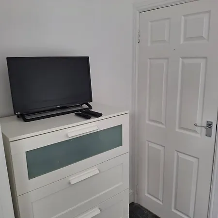 別荘 Cosy 2-bed House In マンチェスター