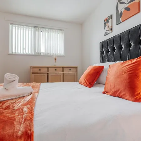 Stylish 2br Flat - Walk To Old Trafford - Free Parking Appartamento
