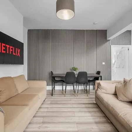 Apartament Brookland 4br House Serviced Short Lets With Wifi