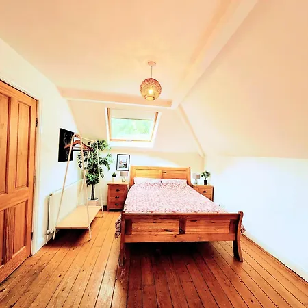 Detached House With Gated Parking In Whalley Range, Near Centre * Manchester
