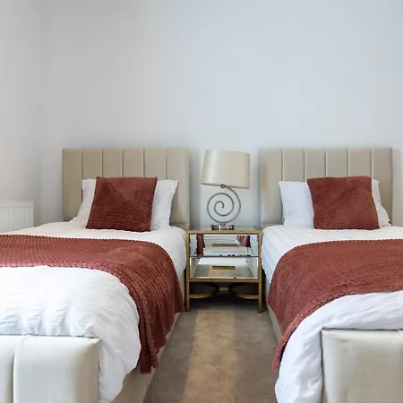 Perfect Stylish 2 Bed In Stockport דירה *