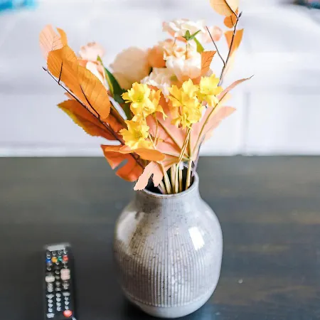 Spacious 3-bed With Free Parking And Near Centre * マンチェスター