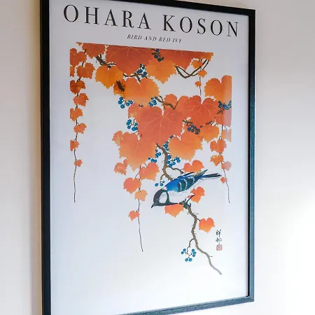 別荘 Spacious 3-bed With Free Parking And Near Centre