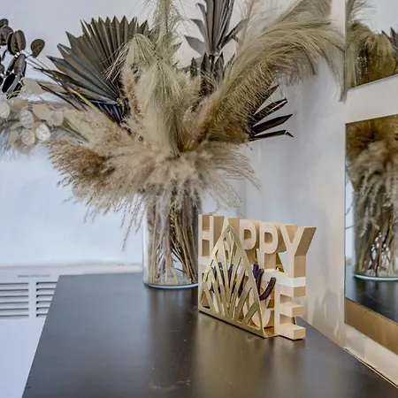 Apartamento Opulent Skyline *