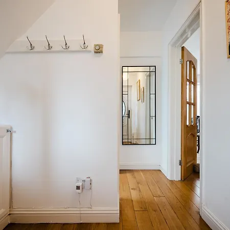 Heaton House - Parkside Charm And Comfort *