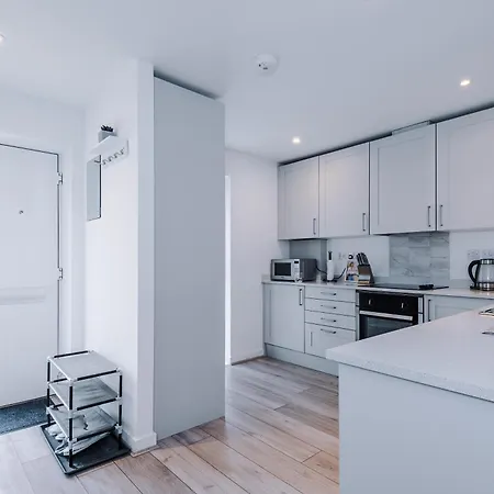 アパート Spacious In Mcr - Free Parking, Ps5 & Superfast Wifi