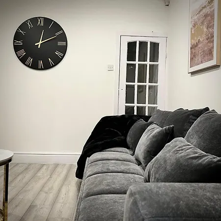 Bright&spacious Near Mcrcty * مانشستر