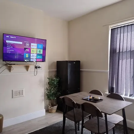 2 Beds Suburb Nestled Nook Appartement Manchester