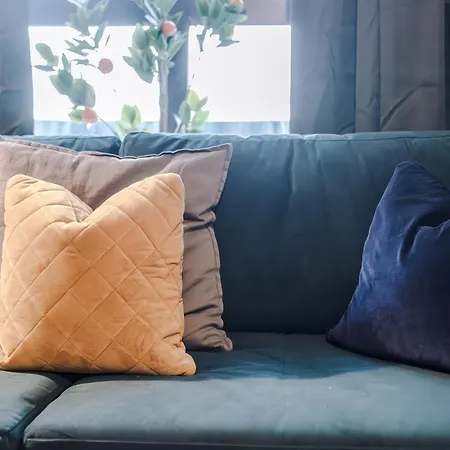 Casa de Férias Big Mcr 5-bedroom Contractor House Sleeps 8 With Parking By Purestay Manchester