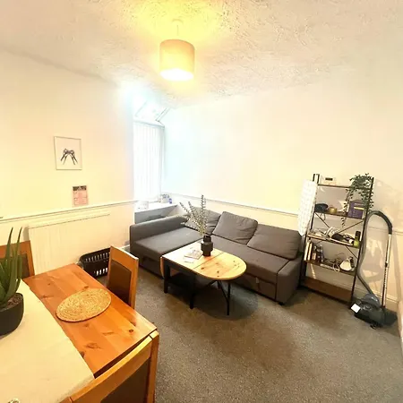 Quiet Spacious In Salford-samson Plab 招待所