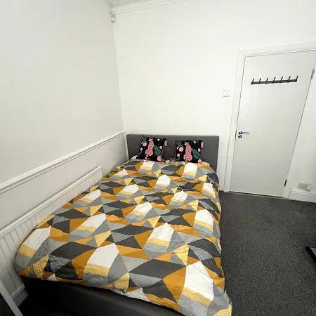 Πανσιόν Comfort Near Salford Uni- Samson Plab Μάντσεστερ