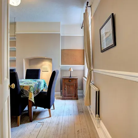 Large Victorian House In Trafford Park - Pass The Keys מנצ'סטר