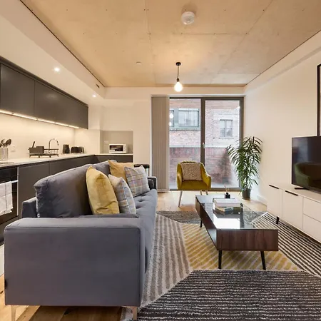 Finlays Yard By Veeve *