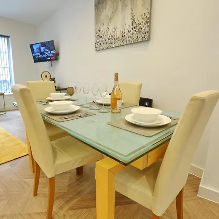 Mill Conversion Flat Mins From Bars Shops - Pass The Keys *