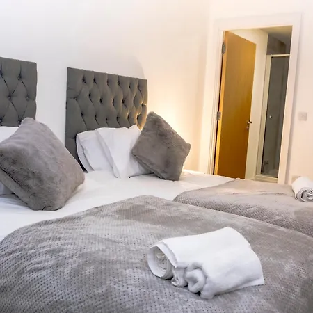 Luxury 2br * مانشستر