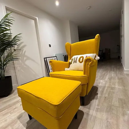 Exquisite Riverview 2bedroom Flat In Manchester. *