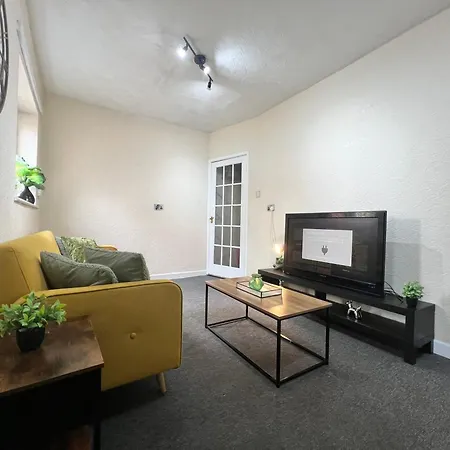 度假居 Budget Spacious 3 Bed In 曼彻斯特