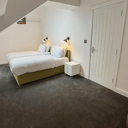 Kehoe's Penthouse Near Etihad Stadium & Coop Live Arena Sleeps 4 דירה מנצ'סטר