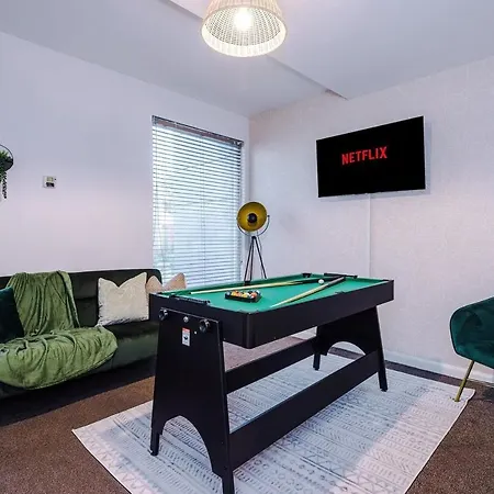 Three Bedroom House By Brookland Serviced Short Lets With Free Wifi Апартаменты